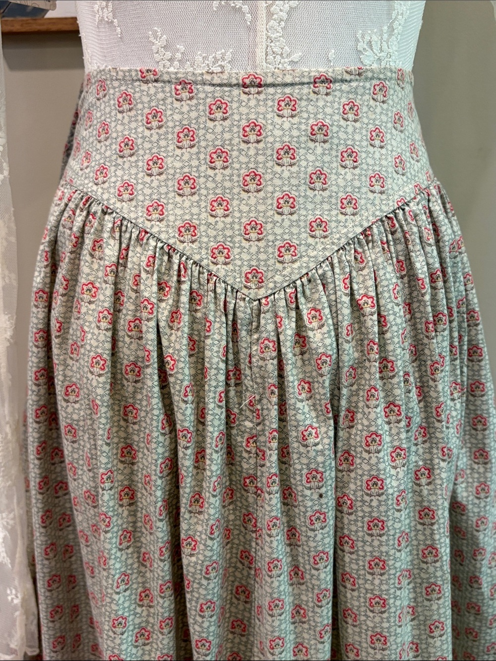 Vintage Ralph Lauren 80s Cotton Floral Prairie Midi Skirt Cottagecore size 4 - Picture 9 of 14
